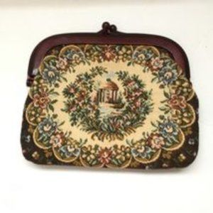 Vintage Tapestry Floral Clutch Purse Lucite Frame & Clasp 7" X 6" Handbag GUC